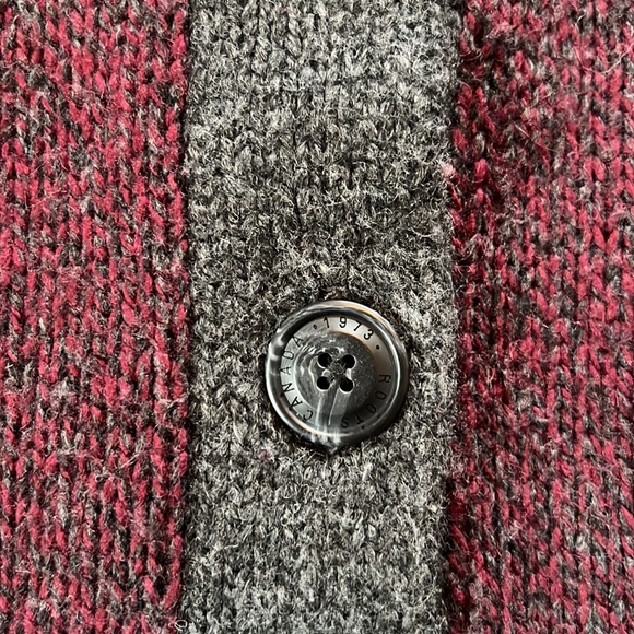 Roots Cabin cardigan in plum with grey trim - Picture 3 of 7